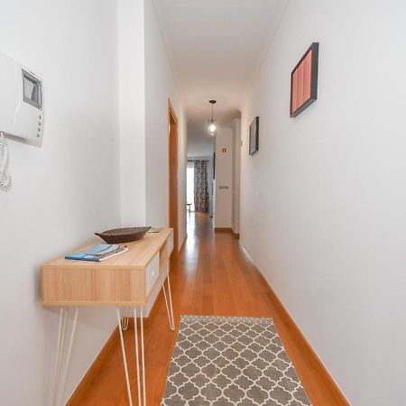 Spacious 3 Bedroom By The Beach Caniço Exteriör bild